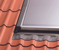 Raccord d'étanchéité RF0010 anthracite pour fenêtre de toit haut. 78 x larg. 55 cm - Site - Brico Dépôt