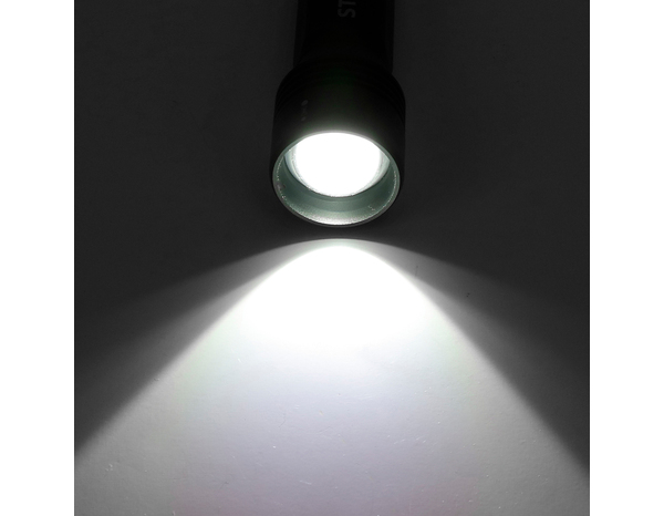 Lampe torche rechargeable - 600 lm - Stanley - Brico Dépôt