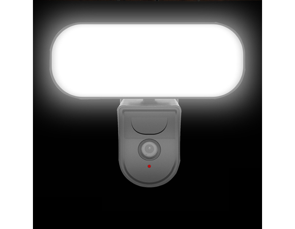 Caméra intérieure/extérieure HD 3MP + projecteur LED - Brico Dépôt