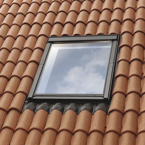 Raccord d'étanchéité EDW CK02 gris pour fenêtre de toit haut. 78 x larg. 55 cm - Velux - Brico Dépôt