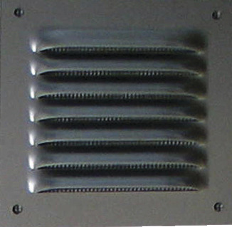 Grille à persiennes carrée aluminium - 100 x 100 mm - Brico Dépôt
