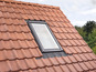 Raccord d'étanchéité EDW CK02 gris pour fenêtre de toit haut. 78 x larg. 55 cm - Velux