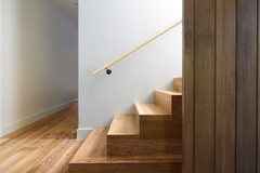 Kit main courante sapin épicéa naturel + 2 supports noir - Ø 40 x 2000 mm   - Brico Dépôt