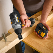 Visseuse à choc sans fil 18 V vitesse variable couple 400 Nm - Titan - Brico Dépôt