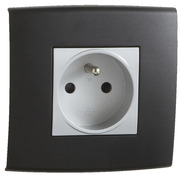 Prise avec terre "Kobé" - Brico Dépôt