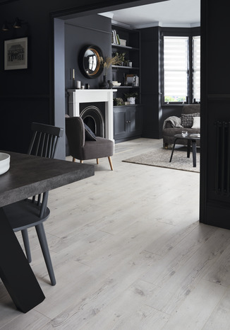 Sol stratifié à clipser aspect chêne blanc "Bilston" - L. 138,3 x l. 24,4 cm x Ép. 8 mm - GoodHome - Brico Dépôt