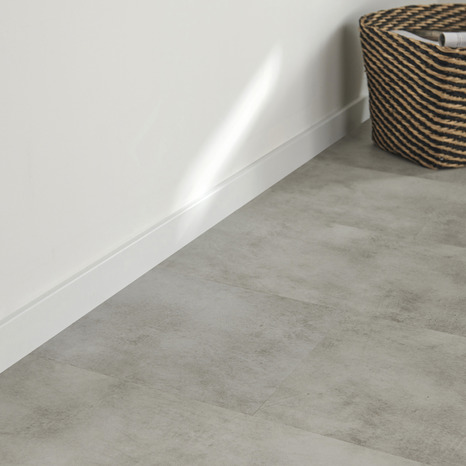Plinthe blanche en résine vinylique long. 220 cm x larg. 60 mm x ép. 11 mm - GoodHome - Brico Dépôt