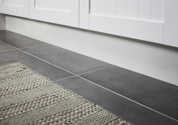 Plinthe "Alpinia" blanc l.240 x h.15 cm - GoodHome - Brico Dépôt