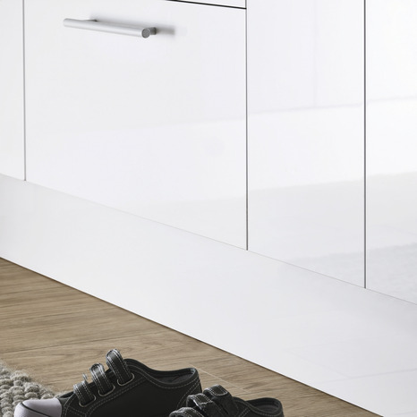 Plinthe "Dorice" blanc brillant - L. 2.4m x H. 15cm - Cooke and Lewis - Brico Dépôt