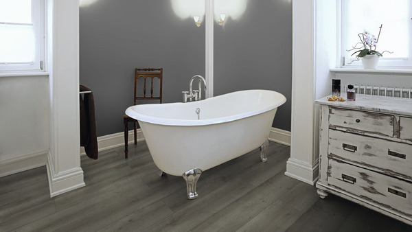 Sol stratifié à clipser aspect chêne gris "Cahuita" compatible pièces humides - L. 128,5 x l. 19,2 cm x Ép. 8 mm. - Cooke and Lewis - Brico Dépôt