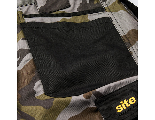 Short camouflage 65% polyester 35% coton. Taille 44  - Brico Dépôt