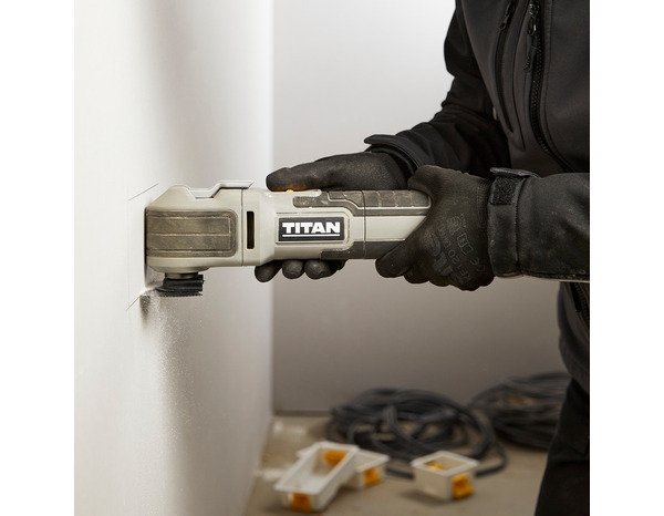 Outil multifonction 300 W - 240 V - Titan - Brico Dépôt