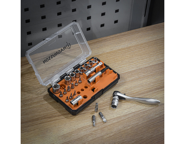 Coffret de 25 douilles en chrome-vanadium trempé 1/4 - MAGNUSSON - Brico Dépôt