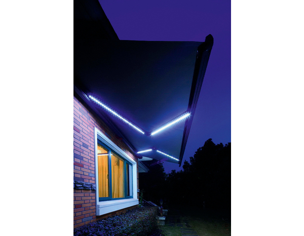 Store banne aluminium motorisé LED 5 x 3 M - Brico Dépôt