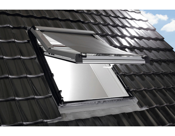 Fenêtre de toit + 2 stores Ouverture par rotation avec raccord universel. - Brico Dépôt