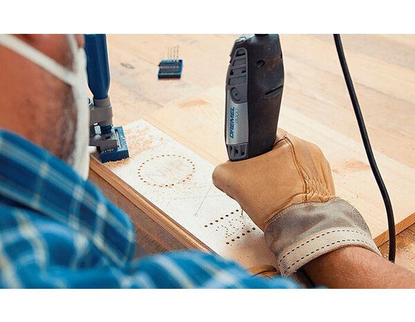 Outil multi-usage Dremel 3000 – 15 Accessoires, 130W - Dremel - Brico Dépôt