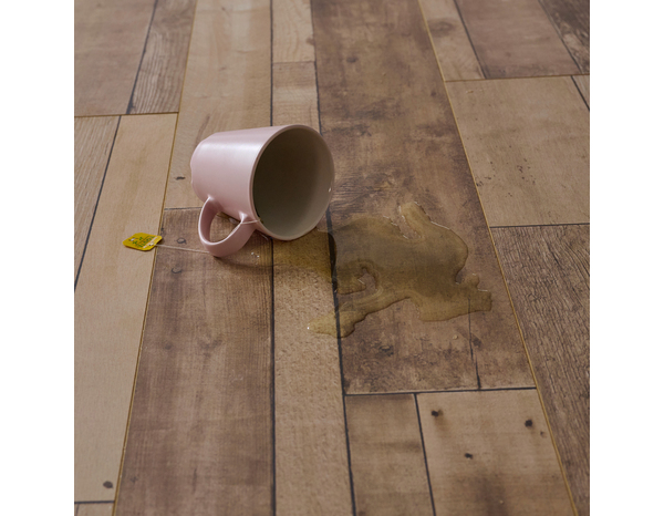 Sol stratifié à clipser aspect mat  chêne "Davoli" compatible pièces humides - L. 128,5 x l. 28 cm x Ép. 8 mm - Cooke and Lewis - Brico Dépôt