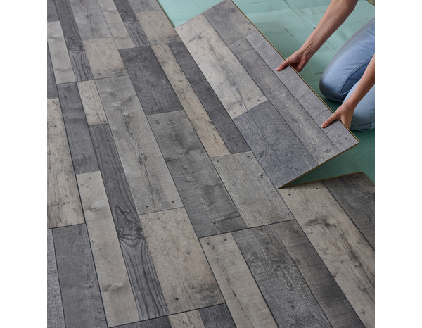 Sol stratifié à clipser aspect bois gris "Kaberneeme" - L. 128,5 x l. 28 cm x Ép. 8 mm - Cooke and Lewis - Brico Dépôt