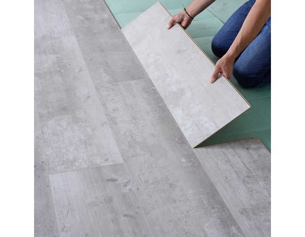 Sol stratifié à clipser aspect pin gris vintage "Essaouira" - L. 128,5 x l. 28 cm x Ép. 8 mm - Cooke and Lewis - Brico Dépôt