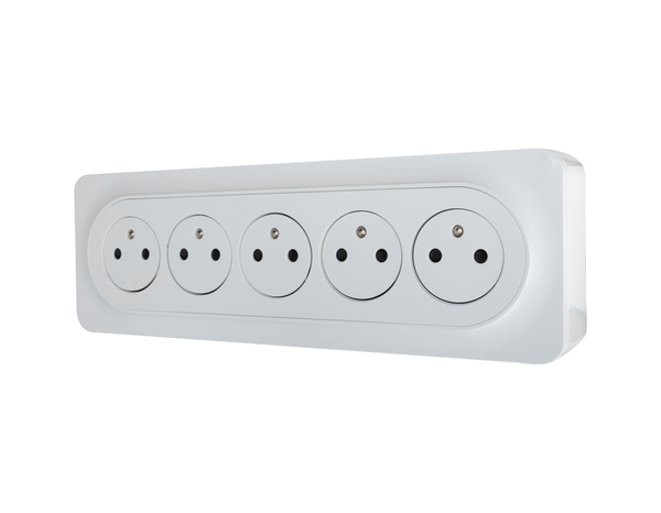 Bloc 5 Prises 2P+T "Zephyr" - Brico Dépôt