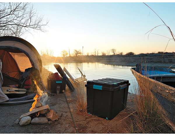 Boîte de rangement étanche noire "Scuba" 110 L - Brico Dépôt
