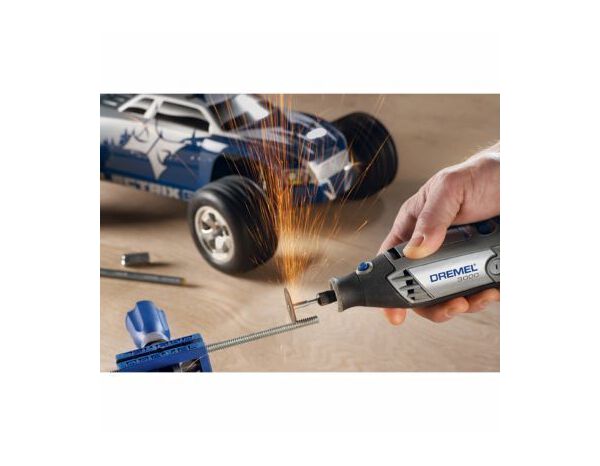 Outil multi-usage Dremel 3000 – 15 Accessoires, 130W - Dremel - Brico Dépôt