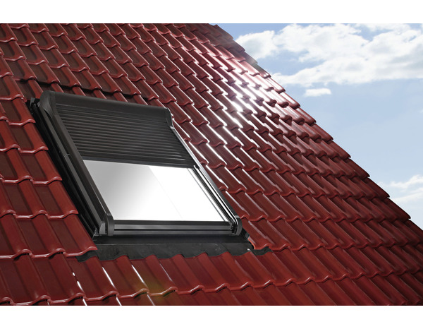 Volet roulant électrique pour fenêtre de toit - H. 98 x l. 78 cm - Brico Dépôt