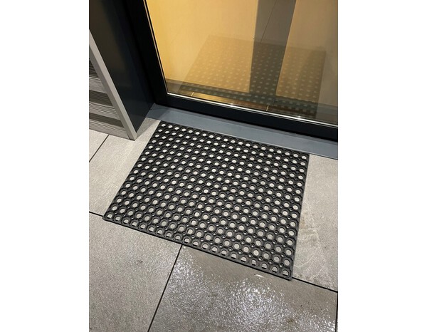 Tapis extérieur "Caillebotis" noir - 60x80 cm  - Brico Dépôt