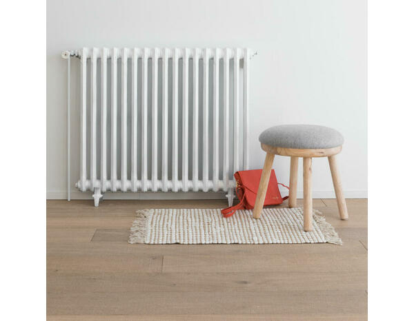 Aérosol de peinture de rénovation radiateur et électroménager acrylique mat blanc 400 ml - V33 - Brico Dépôt