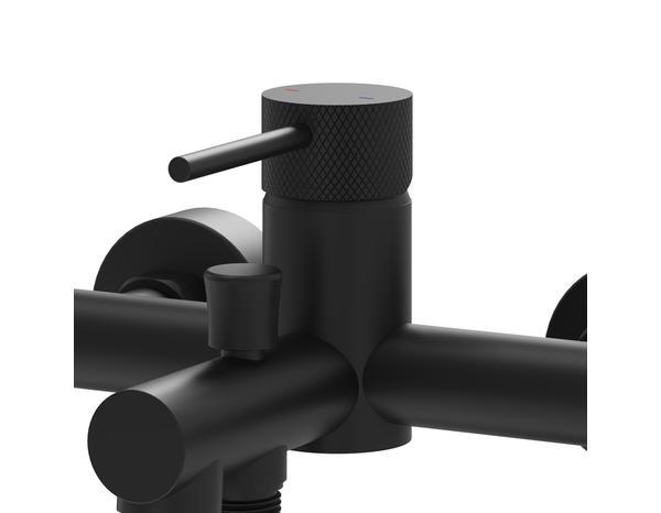 Mitigeur bain/douche mécanique EDELIE N" noir mat acier inoxydable 168x110x187 mm - Cooke and Lewis - Brico Dépôt