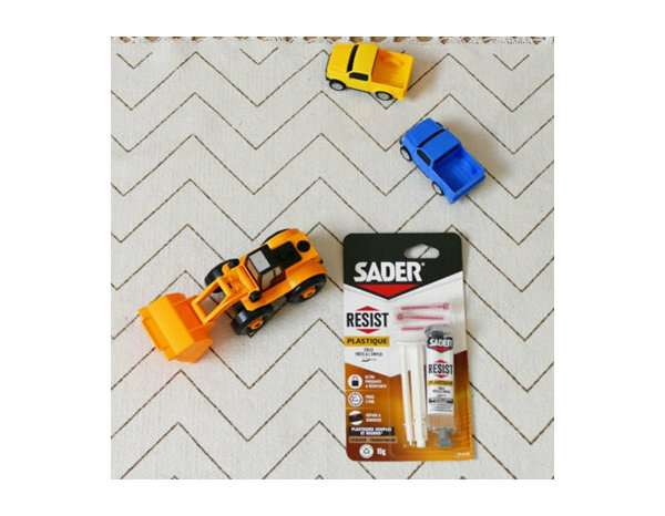 Colle réparation plastique transparente époxy bi-composant 10 g - Sader - Brico Dépôt