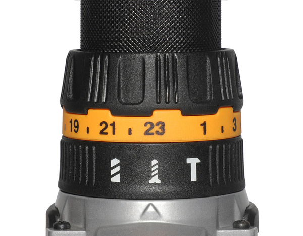 Perceuse visseuse à percussion sans fil 18V 65 Nm LED - Titan - Brico Dépôt