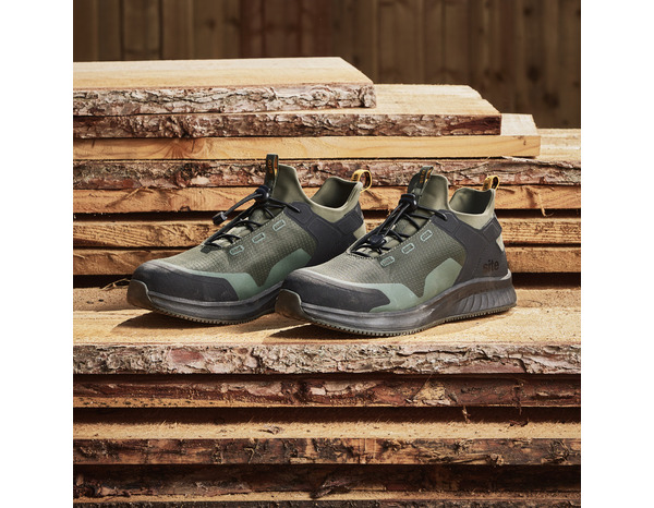 Chaussure de sécurité TAMBERI verte pointure 45 - Brico Dépôt