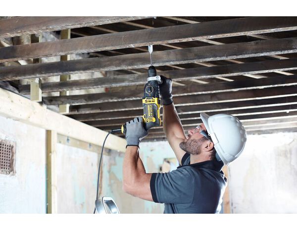 Perceuse à percussion filaire 2 vitesses 1100W SFM, mandrin 13 mm - Stanley Fatmax - Brico Dépôt