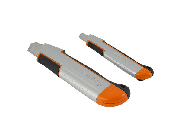 Lot de 2 cutters acier inox 9 mm et 18 mm - MAGNUSSON - Brico Dépôt