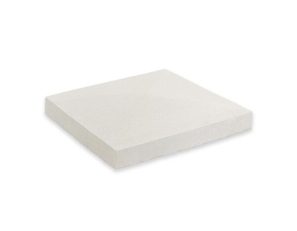 Chapeau de pilier décoratif 50 x 50 cm en béton blanc, forme pointe diamant, H. 10 cm - Brico Dépôt