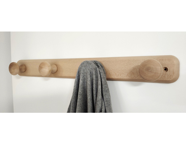 Porte-manteaux bois vernis gros diamètre 4 têtes - Brico Dépôt