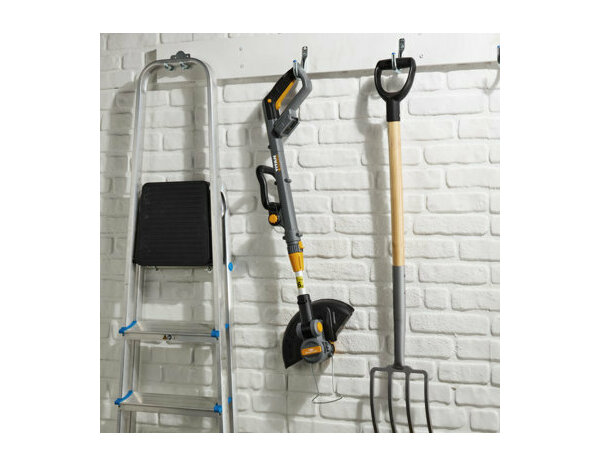 Coupe-bordures sans fil 18V largeur 25 cm manche télescopique - Titan - Brico Dépôt