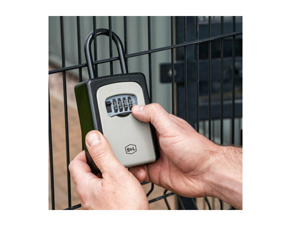 Coffre-fort à clés aluminium gris noir 12 x 9 x 4 cm verrouillage 4 chiffres - Brico Dépôt