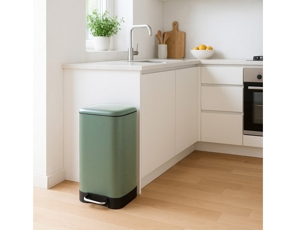 Poubelle rectangulaire métal vert sauge 30 L - 34,5 x 32,5 x 61,5 cm - Brico Dépôt
