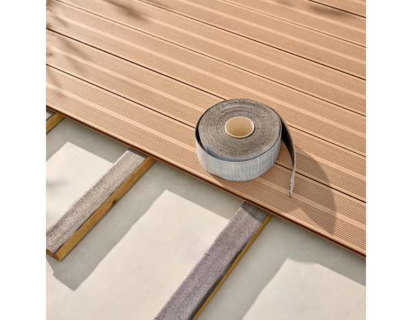 Bande d’étanchéité adhésive noire protection pour lambourdes 20 m x 8 cm - Brico Dépôt