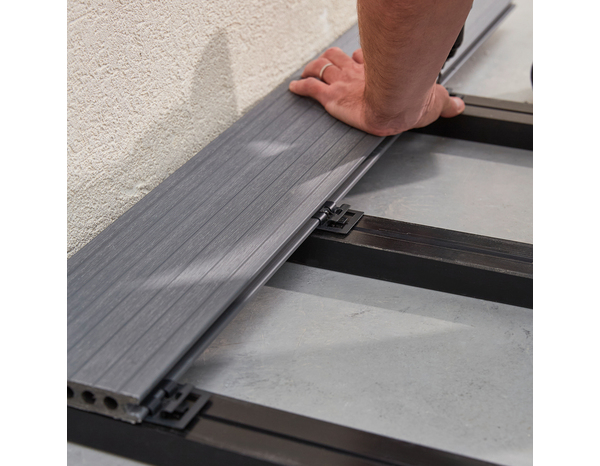 Kit de fixation terrasse acier inoxydable noir 50 clips NEVA 1,9 m² - Marque BLOOMA - Brico Dépôt