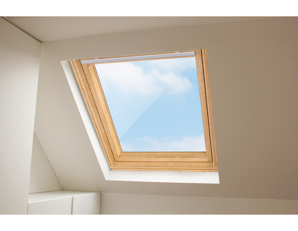 Fenêtre de toit bois double vitrage avec volet roulant solaire 78 x 98 cm - Brico Dépôt