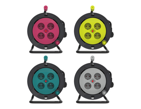 Enrouleur câble 15 m avec protection thermique 4 prises 16 A intérieur NF - Brico Dépôt