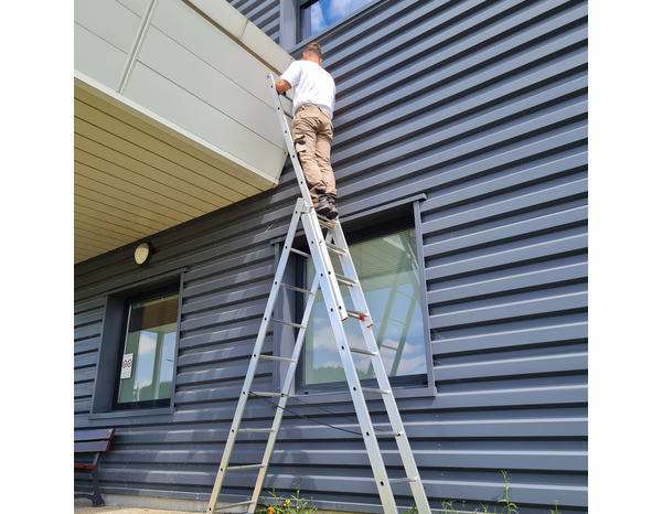 Échelle transformable aluminium 3 x 9 barreaux 4 positions H. 5.37 m - MAGNUSSON - Brico Dépôt