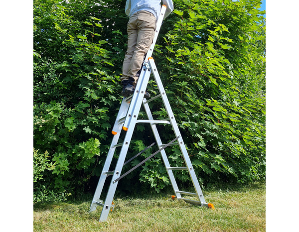 Échelle transformable aluminium 3 x 6 barreaux 4 positions H. 3,67 m - MAGNUSSON - Brico Dépôt