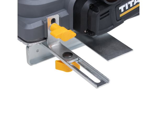 Rabot sans fil 18 V largeur 82 mm profondeur 2 mm feuillure 8 mm - Titan - Brico Dépôt