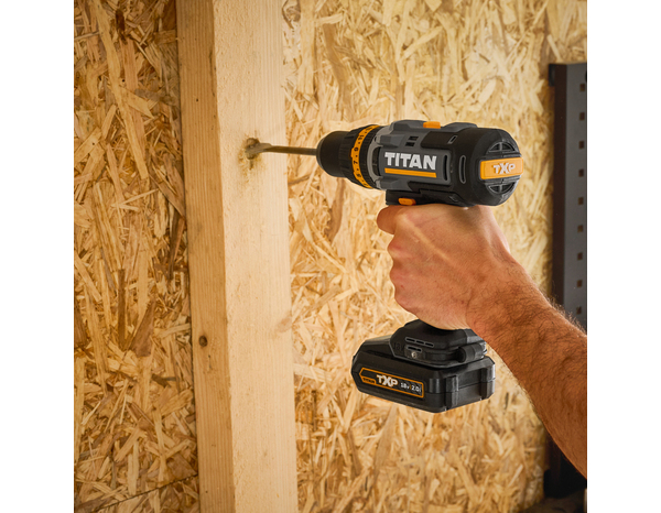 Perceuse visseuse à percussion sans fil 18 V 2 vitesses - Titan - Brico Dépôt