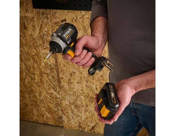 Visseuse à chocs sans fil 18 V brushless 220 Nm - Titan - Brico Dépôt