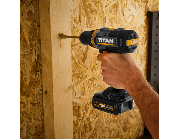 Perceuse visseuse sans fil 18 V 50 Nm 2 vitesses - Titan - Brico Dépôt